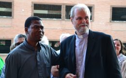 Obispo de Mozambique en San Francisco Javier