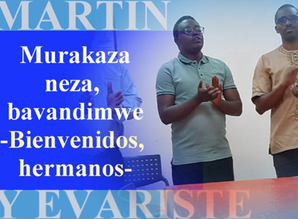 Dos nuevos sacerdotes de Ruanda