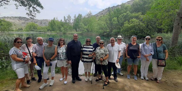 Retiro-excursión de los voluntarios de caritas del arciprestazgo de Azuqueca