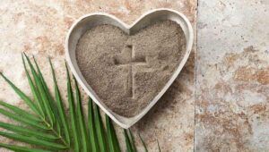 ¡Rasgad los corazones!